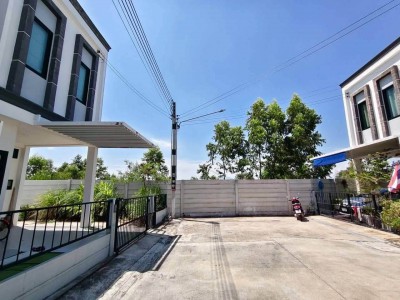 ประกาศฟรี! ซื้อ-ขาย-เช่า คอนโด บ้าน ทาวน์โฮม ที่ดิน และพื้นที่เชิงพาณิชย์ทั่วประเทศไทย ทุกทำเล ทุกงบประมาณ ไม่มีค่าใช้จ่าย ลงง่าย ขายไว เข้าถึงผู้ซื้อโดยตรง 4 324265pic3.jpg