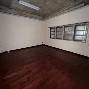 ประกาศฟรี! ซื้อ-ขาย-เช่า คอนโด บ้าน ทาวน์โฮม ที่ดิน และพื้นที่เชิงพาณิชย์ทั่วประเทศไทย ทุกทำเล ทุกงบประมาณ ไม่มีค่าใช้จ่าย ลงง่าย ขายไว เข้าถึงผู้ซื้อโดยตรง 4 325077pic3.jpg