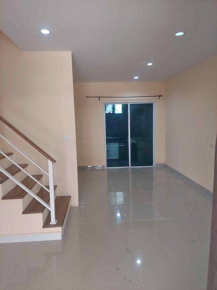 ประกาศฟรี! ซื้อ-ขาย-เช่า คอนโด บ้าน ทาวน์โฮม ที่ดิน และพื้นที่เชิงพาณิชย์ทั่วประเทศไทย ทุกทำเล ทุกงบประมาณ ไม่มีค่าใช้จ่าย ลงง่าย ขายไว เข้าถึงผู้ซื้อโดยตรง 3 275347pic2.jpg