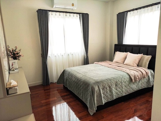 ประกาศฟรี! ซื้อ-ขาย-เช่า คอนโด บ้าน ทาวน์โฮม ที่ดิน และพื้นที่เชิงพาณิชย์ทั่วประเทศไทย ทุกทำเล ทุกงบประมาณ ไม่มีค่าใช้จ่าย ลงง่าย ขายไว เข้าถึงผู้ซื้อโดยตรง 4 531261pic3.jpg