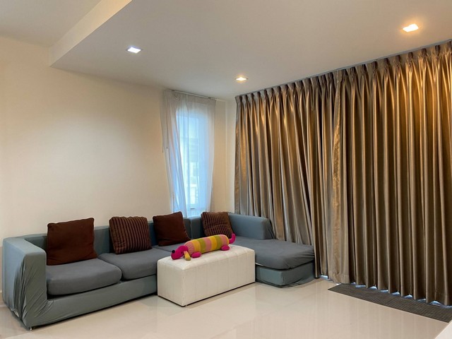 ประกาศฟรี! ซื้อ-ขาย-เช่า คอนโด บ้าน ทาวน์โฮม ที่ดิน และพื้นที่เชิงพาณิชย์ทั่วประเทศไทย ทุกทำเล ทุกงบประมาณ ไม่มีค่าใช้จ่าย ลงง่าย ขายไว เข้าถึงผู้ซื้อโดยตรง 3 533300pic2.jpg