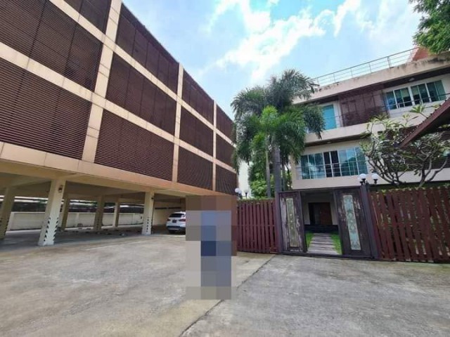 ประกาศฟรี! ซื้อ-ขาย-เช่า คอนโด บ้าน ทาวน์โฮม ที่ดิน และพื้นที่เชิงพาณิชย์ทั่วประเทศไทย ทุกทำเล ทุกงบประมาณ ไม่มีค่าใช้จ่าย ลงง่าย ขายไว เข้าถึงผู้ซื้อโดยตรง 2 287171pic1.jpg