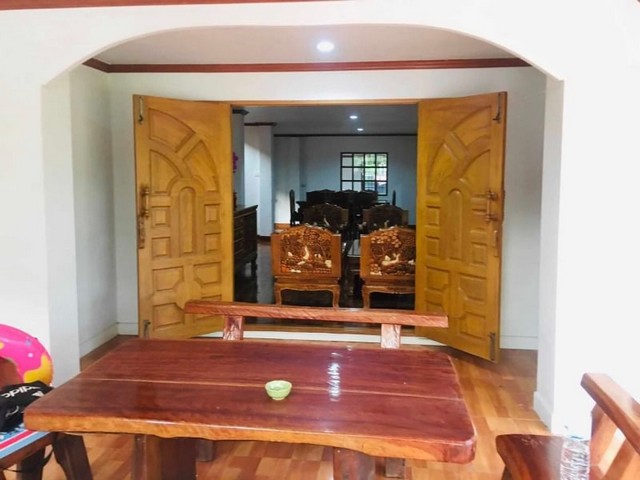 ประกาศฟรี! ซื้อ-ขาย-เช่า คอนโด บ้าน ทาวน์โฮม ที่ดิน และพื้นที่เชิงพาณิชย์ทั่วประเทศไทย ทุกทำเล ทุกงบประมาณ ไม่มีค่าใช้จ่าย ลงง่าย ขายไว เข้าถึงผู้ซื้อโดยตรง 3 168051pic2.jpg