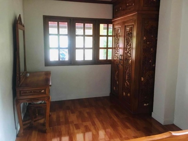 ประกาศฟรี! ซื้อ-ขาย-เช่า คอนโด บ้าน ทาวน์โฮม ที่ดิน และพื้นที่เชิงพาณิชย์ทั่วประเทศไทย ทุกทำเล ทุกงบประมาณ ไม่มีค่าใช้จ่าย ลงง่าย ขายไว เข้าถึงผู้ซื้อโดยตรง 4 168051pic3.jpg