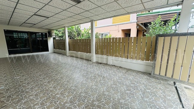 ประกาศฟรี! ซื้อ-ขาย-เช่า คอนโด บ้าน ทาวน์โฮม ที่ดิน และพื้นที่เชิงพาณิชย์ทั่วประเทศไทย ทุกทำเล ทุกงบประมาณ ไม่มีค่าใช้จ่าย ลงง่าย ขายไว เข้าถึงผู้ซื้อโดยตรง 3 288668pic2.jpg