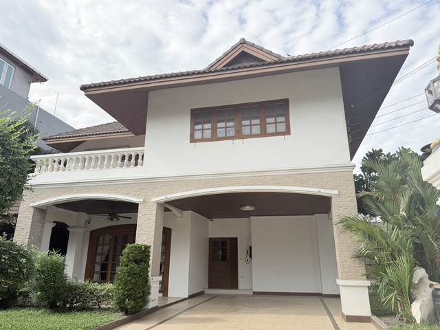 ประกาศฟรี! ซื้อ-ขาย-เช่า คอนโด บ้าน ทาวน์โฮม ที่ดิน และพื้นที่เชิงพาณิชย์ทั่วประเทศไทย ทุกทำเล ทุกงบประมาณ ไม่มีค่าใช้จ่าย ลงง่าย ขายไว เข้าถึงผู้ซื้อโดยตรง 2 326466pic1.jpg
