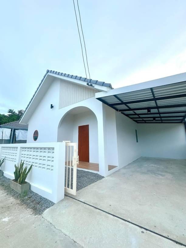 ประกาศฟรี! ซื้อ-ขาย-เช่า คอนโด บ้าน ทาวน์โฮม ที่ดิน และพื้นที่เชิงพาณิชย์ทั่วประเทศไทย ทุกทำเล ทุกงบประมาณ ไม่มีค่าใช้จ่าย ลงง่าย ขายไว เข้าถึงผู้ซื้อโดยตรง 2 168125pic1.jpg