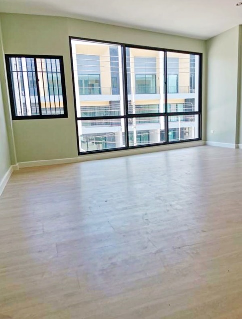 ประกาศฟรี! ซื้อ-ขาย-เช่า คอนโด บ้าน ทาวน์โฮม ที่ดิน และพื้นที่เชิงพาณิชย์ทั่วประเทศไทย ทุกทำเล ทุกงบประมาณ ไม่มีค่าใช้จ่าย ลงง่าย ขายไว เข้าถึงผู้ซื้อโดยตรง 5 20952pic4.jpg