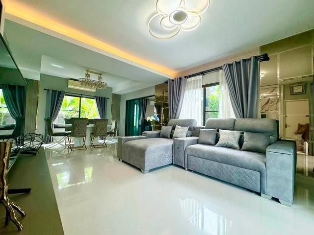 ประกาศฟรี! ซื้อ-ขาย-เช่า คอนโด บ้าน ทาวน์โฮม ที่ดิน และพื้นที่เชิงพาณิชย์ทั่วประเทศไทย ทุกทำเล ทุกงบประมาณ ไม่มีค่าใช้จ่าย ลงง่าย ขายไว เข้าถึงผู้ซื้อโดยตรง 3 533158pic2.jpg