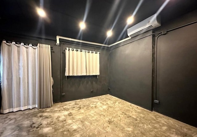 ประกาศฟรี! ซื้อ-ขาย-เช่า คอนโด บ้าน ทาวน์โฮม ที่ดิน และพื้นที่เชิงพาณิชย์ทั่วประเทศไทย ทุกทำเล ทุกงบประมาณ ไม่มีค่าใช้จ่าย ลงง่าย ขายไว เข้าถึงผู้ซื้อโดยตรง 5 275358pic4.jpg