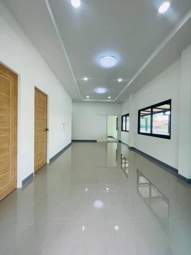 ประกาศฟรี! ซื้อ-ขาย-เช่า คอนโด บ้าน ทาวน์โฮม ที่ดิน และพื้นที่เชิงพาณิชย์ทั่วประเทศไทย ทุกทำเล ทุกงบประมาณ ไม่มีค่าใช้จ่าย ลงง่าย ขายไว เข้าถึงผู้ซื้อโดยตรง 3 168222pic2.jpg