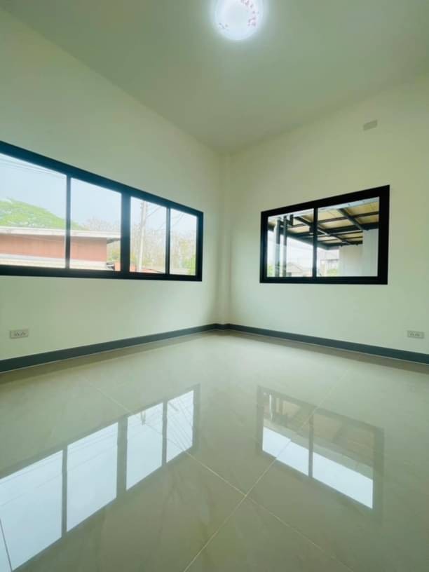 ประกาศฟรี! ซื้อ-ขาย-เช่า คอนโด บ้าน ทาวน์โฮม ที่ดิน และพื้นที่เชิงพาณิชย์ทั่วประเทศไทย ทุกทำเล ทุกงบประมาณ ไม่มีค่าใช้จ่าย ลงง่าย ขายไว เข้าถึงผู้ซื้อโดยตรง 5 168222pic4.jpg