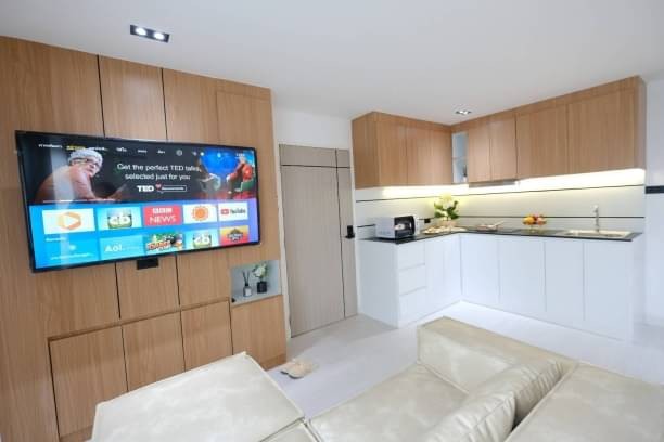 ประกาศฟรี! ซื้อ-ขาย-เช่า คอนโด บ้าน ทาวน์โฮม ที่ดิน และพื้นที่เชิงพาณิชย์ทั่วประเทศไทย ทุกทำเล ทุกงบประมาณ ไม่มีค่าใช้จ่าย ลงง่าย ขายไว เข้าถึงผู้ซื้อโดยตรง 2 168219pic1.jpg