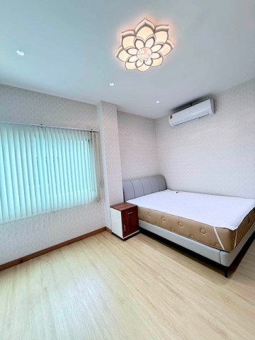 ประกาศฟรี! ซื้อ-ขาย-เช่า คอนโด บ้าน ทาวน์โฮม ที่ดิน และพื้นที่เชิงพาณิชย์ทั่วประเทศไทย ทุกทำเล ทุกงบประมาณ ไม่มีค่าใช้จ่าย ลงง่าย ขายไว เข้าถึงผู้ซื้อโดยตรง 4 534141pic3.jpg