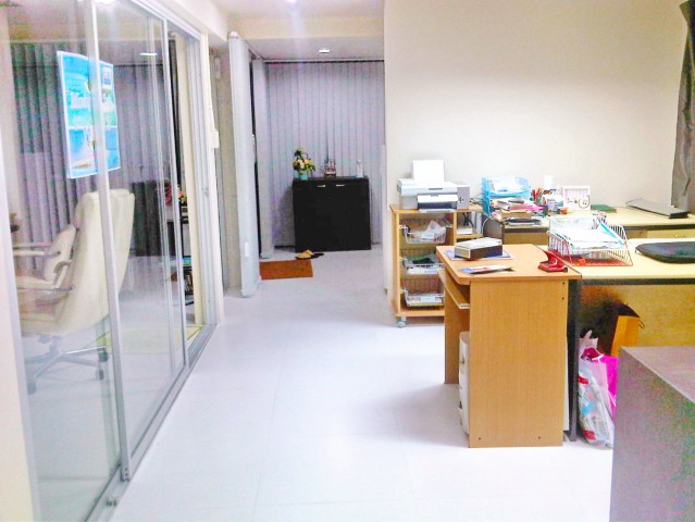 ประกาศฟรี! ซื้อ-ขาย-เช่า คอนโด บ้าน ทาวน์โฮม ที่ดิน และพื้นที่เชิงพาณิชย์ทั่วประเทศไทย ทุกทำเล ทุกงบประมาณ ไม่มีค่าใช้จ่าย ลงง่าย ขายไว เข้าถึงผู้ซื้อโดยตรง 5 294926pic4.jpg