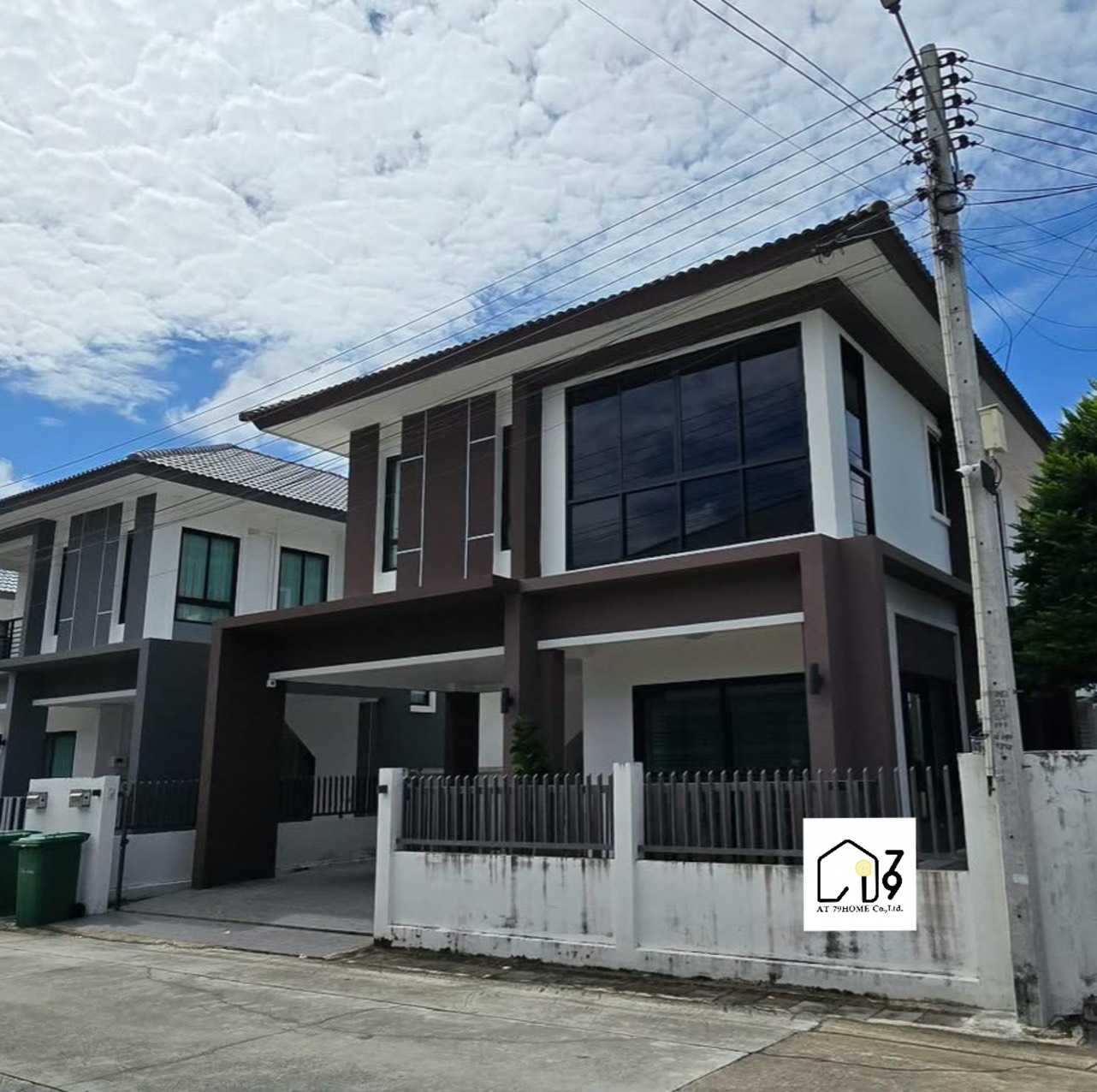 ประกาศฟรี! ซื้อ-ขาย-เช่า คอนโด บ้าน ทาวน์โฮม ที่ดิน และพื้นที่เชิงพาณิชย์ทั่วประเทศไทย ทุกทำเล ทุกงบประมาณ ไม่มีค่าใช้จ่าย ลงง่าย ขายไว เข้าถึงผู้ซื้อโดยตรง 2 297271pic1.jpg