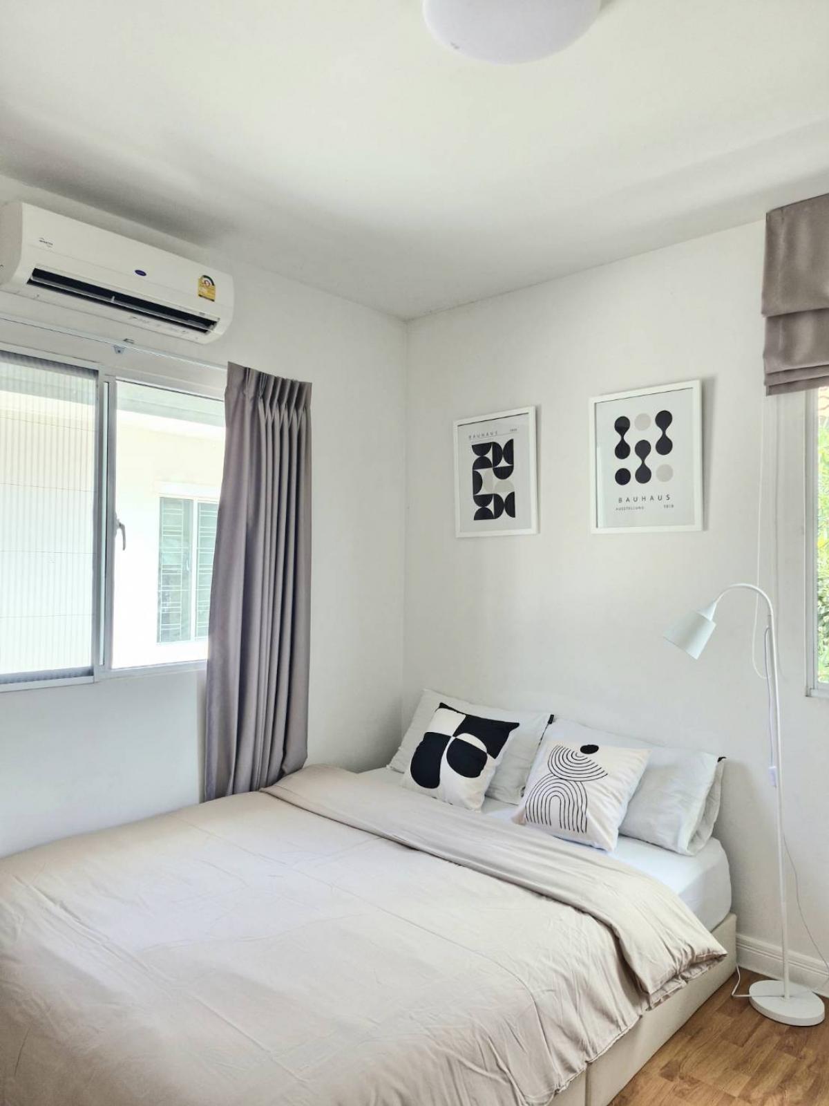 ประกาศฟรี! ซื้อ-ขาย-เช่า คอนโด บ้าน ทาวน์โฮม ที่ดิน และพื้นที่เชิงพาณิชย์ทั่วประเทศไทย ทุกทำเล ทุกงบประมาณ ไม่มีค่าใช้จ่าย ลงง่าย ขายไว เข้าถึงผู้ซื้อโดยตรง 4 536045pic3.jpg
