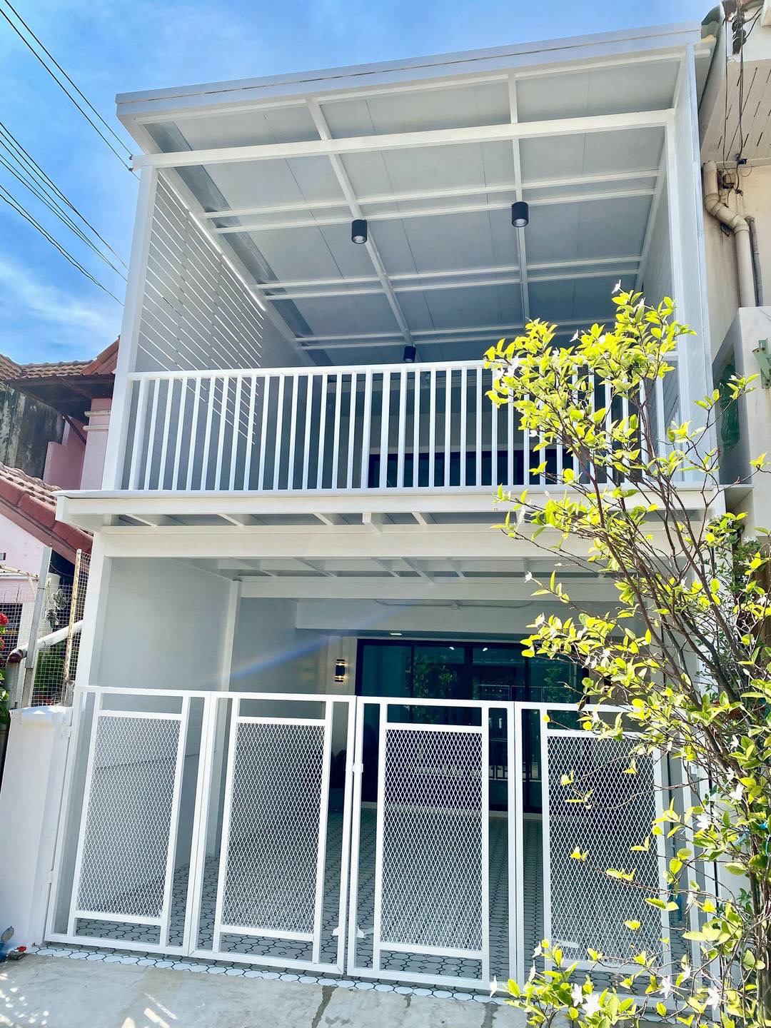 ประกาศฟรี! ซื้อ-ขาย-เช่า คอนโด บ้าน ทาวน์โฮม ที่ดิน และพื้นที่เชิงพาณิชย์ทั่วประเทศไทย ทุกทำเล ทุกงบประมาณ ไม่มีค่าใช้จ่าย ลงง่าย ขายไว เข้าถึงผู้ซื้อโดยตรง 3 328390pic2.jpg