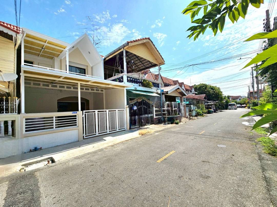ประกาศฟรี! ซื้อ-ขาย-เช่า คอนโด บ้าน ทาวน์โฮม ที่ดิน และพื้นที่เชิงพาณิชย์ทั่วประเทศไทย ทุกทำเล ทุกงบประมาณ ไม่มีค่าใช้จ่าย ลงง่าย ขายไว เข้าถึงผู้ซื้อโดยตรง 3 328386pic2.jpg