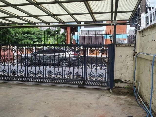 ประกาศฟรี! ซื้อ-ขาย-เช่า คอนโด บ้าน ทาวน์โฮม ที่ดิน และพื้นที่เชิงพาณิชย์ทั่วประเทศไทย ทุกทำเล ทุกงบประมาณ ไม่มีค่าใช้จ่าย ลงง่าย ขายไว เข้าถึงผู้ซื้อโดยตรง 3 275385pic2.jpg