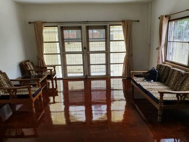 ประกาศฟรี! ซื้อ-ขาย-เช่า คอนโด บ้าน ทาวน์โฮม ที่ดิน และพื้นที่เชิงพาณิชย์ทั่วประเทศไทย ทุกทำเล ทุกงบประมาณ ไม่มีค่าใช้จ่าย ลงง่าย ขายไว เข้าถึงผู้ซื้อโดยตรง 4 275385pic3.jpg