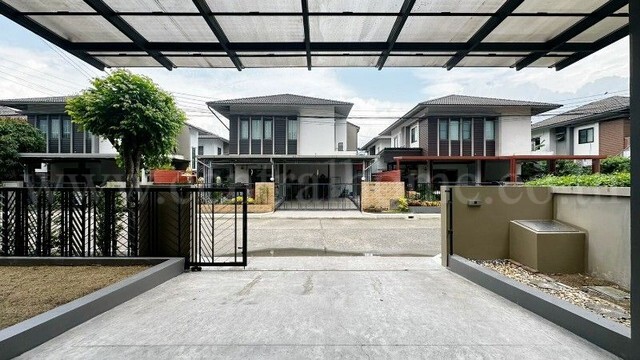 ประกาศฟรี! ซื้อ-ขาย-เช่า คอนโด บ้าน ทาวน์โฮม ที่ดิน และพื้นที่เชิงพาณิชย์ทั่วประเทศไทย ทุกทำเล ทุกงบประมาณ ไม่มีค่าใช้จ่าย ลงง่าย ขายไว เข้าถึงผู้ซื้อโดยตรง 3 295964pic2.jpg