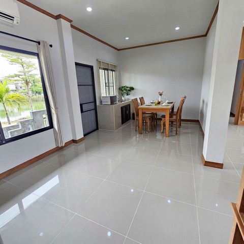 ประกาศฟรี! ซื้อ-ขาย-เช่า คอนโด บ้าน ทาวน์โฮม ที่ดิน และพื้นที่เชิงพาณิชย์ทั่วประเทศไทย ทุกทำเล ทุกงบประมาณ ไม่มีค่าใช้จ่าย ลงง่าย ขายไว เข้าถึงผู้ซื้อโดยตรง 3 296444pic2.jpg