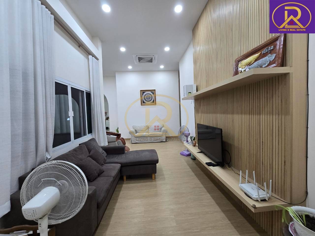 ประกาศฟรี! ซื้อ-ขาย-เช่า คอนโด บ้าน ทาวน์โฮม ที่ดิน และพื้นที่เชิงพาณิชย์ทั่วประเทศไทย ทุกทำเล ทุกงบประมาณ ไม่มีค่าใช้จ่าย ลงง่าย ขายไว เข้าถึงผู้ซื้อโดยตรง 5 536608pic4.jpg