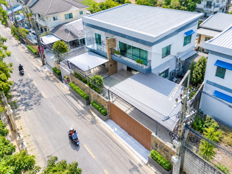 ประกาศฟรี! ซื้อ-ขาย-เช่า คอนโด บ้าน ทาวน์โฮม ที่ดิน และพื้นที่เชิงพาณิชย์ทั่วประเทศไทย ทุกทำเล ทุกงบประมาณ ไม่มีค่าใช้จ่าย ลงง่าย ขายไว เข้าถึงผู้ซื้อโดยตรง 2 328952pic1.jpg