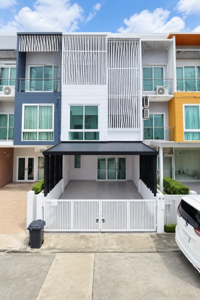 ประกาศฟรี! ซื้อ-ขาย-เช่า คอนโด บ้าน ทาวน์โฮม ที่ดิน และพื้นที่เชิงพาณิชย์ทั่วประเทศไทย ทุกทำเล ทุกงบประมาณ ไม่มีค่าใช้จ่าย ลงง่าย ขายไว เข้าถึงผู้ซื้อโดยตรง 2 329021pic1.jpg