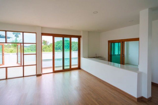 ประกาศฟรี! ซื้อ-ขาย-เช่า คอนโด บ้าน ทาวน์โฮม ที่ดิน และพื้นที่เชิงพาณิชย์ทั่วประเทศไทย ทุกทำเล ทุกงบประมาณ ไม่มีค่าใช้จ่าย ลงง่าย ขายไว เข้าถึงผู้ซื้อโดยตรง 4 169336pic3.jpg