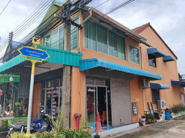 ประกาศฟรี! ซื้อ-ขาย-เช่า คอนโด บ้าน ทาวน์โฮม ที่ดิน และพื้นที่เชิงพาณิชย์ทั่วประเทศไทย ทุกทำเล ทุกงบประมาณ ไม่มีค่าใช้จ่าย ลงง่าย ขายไว เข้าถึงผู้ซื้อโดยตรง 4 537090pic3.jpg