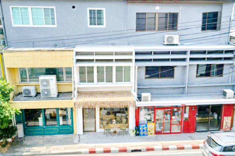 ประกาศฟรี! ซื้อ-ขาย-เช่า คอนโด บ้าน ทาวน์โฮม ที่ดิน และพื้นที่เชิงพาณิชย์ทั่วประเทศไทย ทุกทำเล ทุกงบประมาณ ไม่มีค่าใช้จ่าย ลงง่าย ขายไว เข้าถึงผู้ซื้อโดยตรง 5 299201pic4.jpg