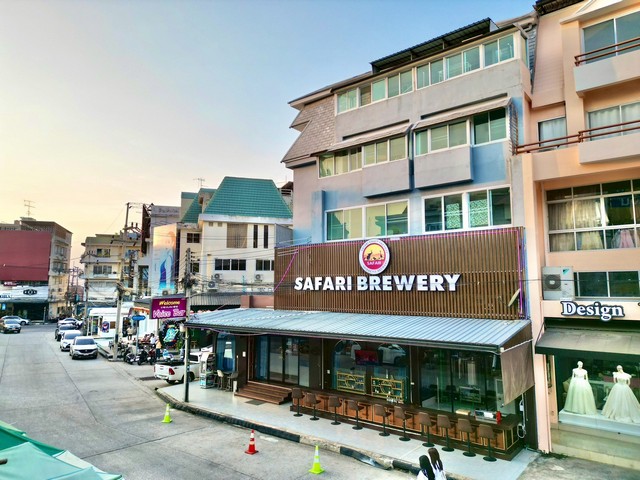 ประกาศฟรี! ซื้อ-ขาย-เช่า คอนโด บ้าน ทาวน์โฮม ที่ดิน และพื้นที่เชิงพาณิชย์ทั่วประเทศไทย ทุกทำเล ทุกงบประมาณ ไม่มีค่าใช้จ่าย ลงง่าย ขายไว เข้าถึงผู้ซื้อโดยตรง 4 314338pic3.jpg