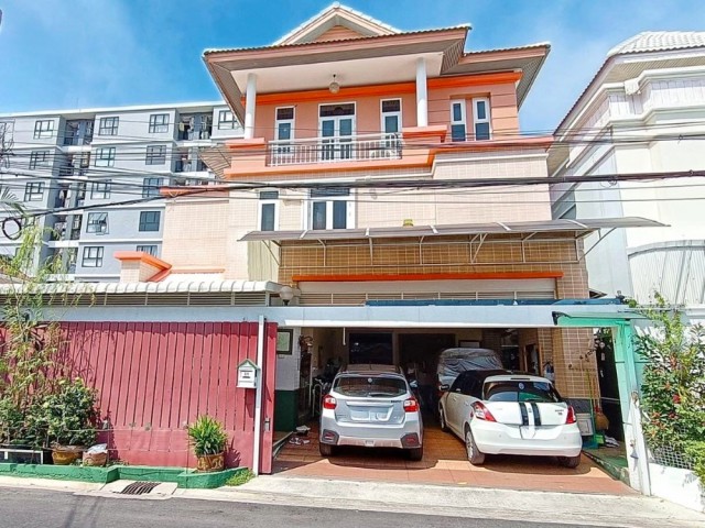 ประกาศฟรี! ซื้อ-ขาย-เช่า คอนโด บ้าน ทาวน์โฮม ที่ดิน และพื้นที่เชิงพาณิชย์ทั่วประเทศไทย ทุกทำเล ทุกงบประมาณ ไม่มีค่าใช้จ่าย ลงง่าย ขายไว เข้าถึงผู้ซื้อโดยตรง 2 299251pic1.jpg