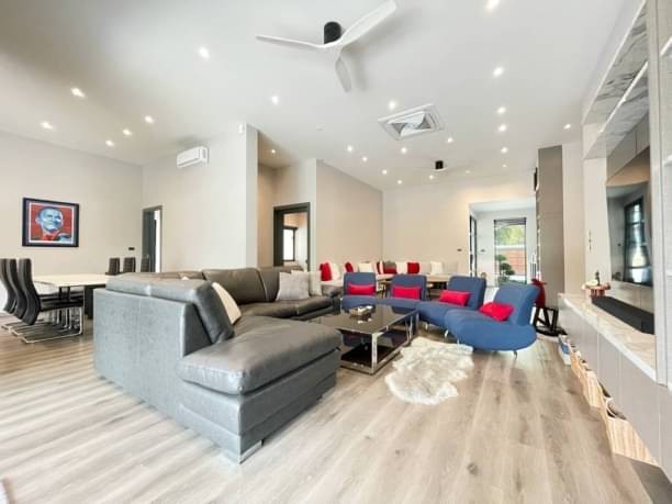 ประกาศฟรี! ซื้อ-ขาย-เช่า คอนโด บ้าน ทาวน์โฮม ที่ดิน และพื้นที่เชิงพาณิชย์ทั่วประเทศไทย ทุกทำเล ทุกงบประมาณ ไม่มีค่าใช้จ่าย ลงง่าย ขายไว เข้าถึงผู้ซื้อโดยตรง 4 169353pic3.jpg