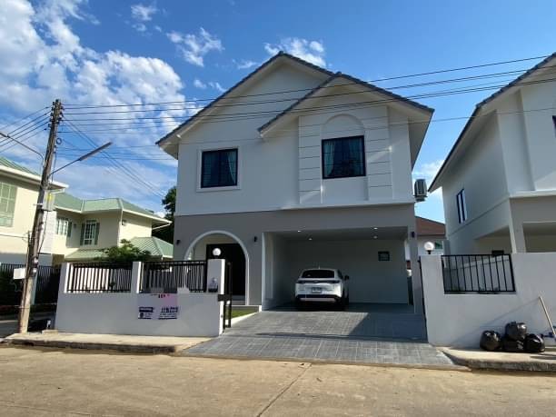 ประกาศฟรี! ซื้อ-ขาย-เช่า คอนโด บ้าน ทาวน์โฮม ที่ดิน และพื้นที่เชิงพาณิชย์ทั่วประเทศไทย ทุกทำเล ทุกงบประมาณ ไม่มีค่าใช้จ่าย ลงง่าย ขายไว เข้าถึงผู้ซื้อโดยตรง 2 169348pic1.jpg