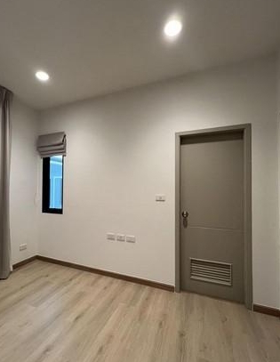 ประกาศฟรี! ซื้อ-ขาย-เช่า คอนโด บ้าน ทาวน์โฮม ที่ดิน และพื้นที่เชิงพาณิชย์ทั่วประเทศไทย ทุกทำเล ทุกงบประมาณ ไม่มีค่าใช้จ่าย ลงง่าย ขายไว เข้าถึงผู้ซื้อโดยตรง 4 275576pic3.jpg