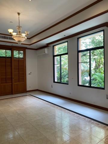 ประกาศฟรี! ซื้อ-ขาย-เช่า คอนโด บ้าน ทาวน์โฮม ที่ดิน และพื้นที่เชิงพาณิชย์ทั่วประเทศไทย ทุกทำเล ทุกงบประมาณ ไม่มีค่าใช้จ่าย ลงง่าย ขายไว เข้าถึงผู้ซื้อโดยตรง 5 275656pic4.jpg