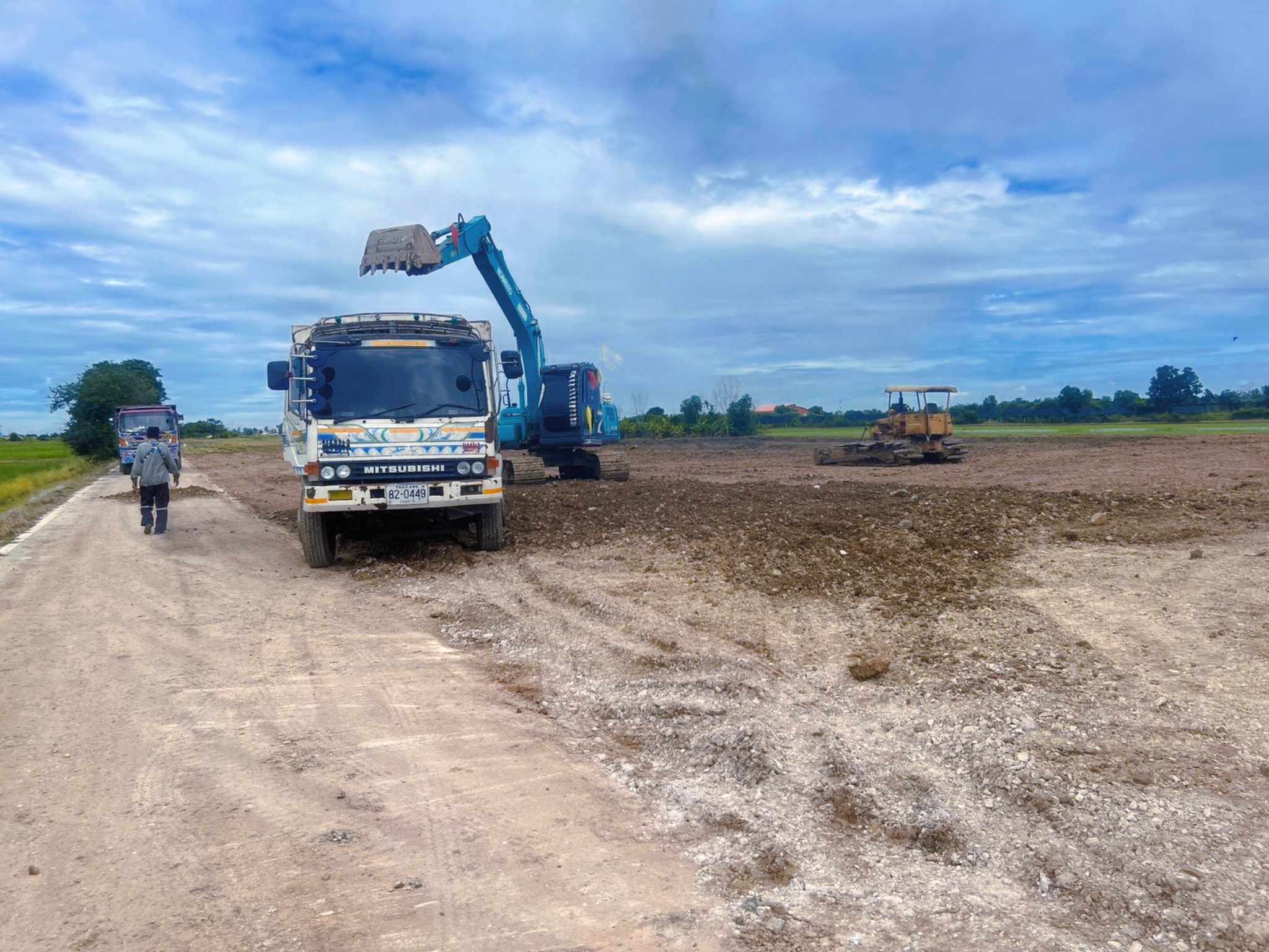 ประกาศฟรี! ซื้อ-ขาย-เช่า คอนโด บ้าน ทาวน์โฮม ที่ดิน และพื้นที่เชิงพาณิชย์ทั่วประเทศไทย ทุกทำเล ทุกงบประมาณ ไม่มีค่าใช้จ่าย ลงง่าย ขายไว เข้าถึงผู้ซื้อโดยตรง 4 169375pic3.jpg