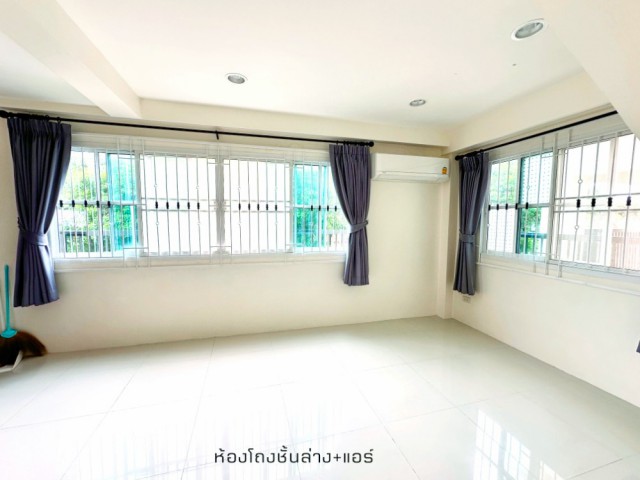 ประกาศฟรี! ซื้อ-ขาย-เช่า คอนโด บ้าน ทาวน์โฮม ที่ดิน และพื้นที่เชิงพาณิชย์ทั่วประเทศไทย ทุกทำเล ทุกงบประมาณ ไม่มีค่าใช้จ่าย ลงง่าย ขายไว เข้าถึงผู้ซื้อโดยตรง 4 330048pic3.jpg