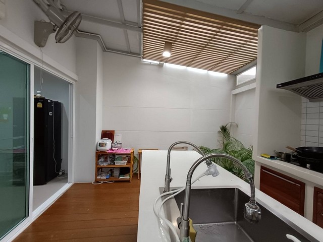 ประกาศฟรี! ซื้อ-ขาย-เช่า คอนโด บ้าน ทาวน์โฮม ที่ดิน และพื้นที่เชิงพาณิชย์ทั่วประเทศไทย ทุกทำเล ทุกงบประมาณ ไม่มีค่าใช้จ่าย ลงง่าย ขายไว เข้าถึงผู้ซื้อโดยตรง 5 275699pic4.jpg