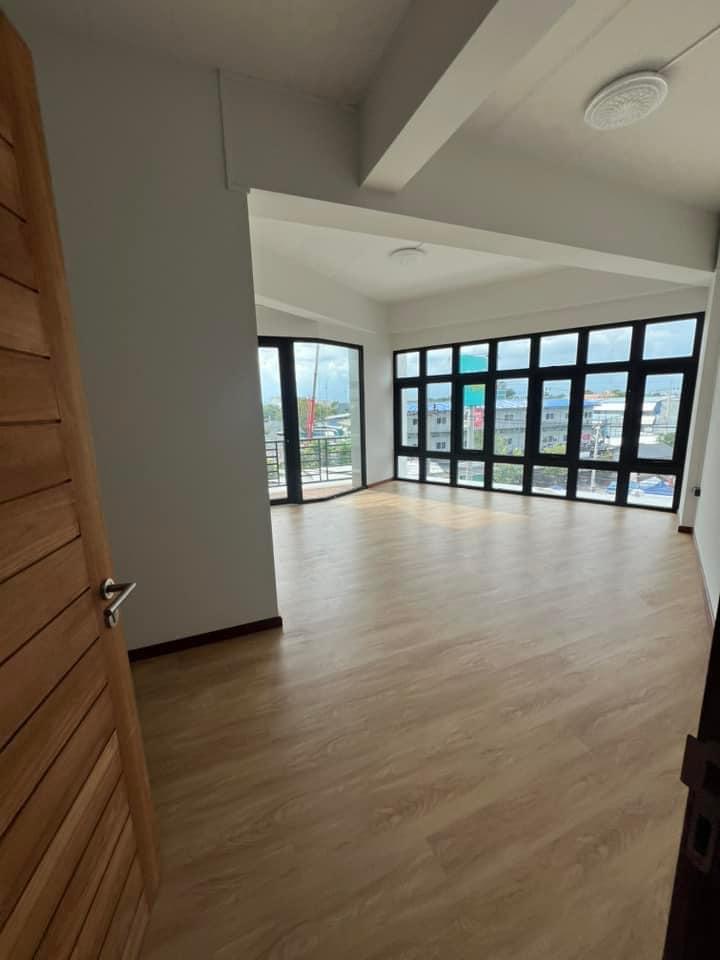 ประกาศฟรี! ซื้อ-ขาย-เช่า คอนโด บ้าน ทาวน์โฮม ที่ดิน และพื้นที่เชิงพาณิชย์ทั่วประเทศไทย ทุกทำเล ทุกงบประมาณ ไม่มีค่าใช้จ่าย ลงง่าย ขายไว เข้าถึงผู้ซื้อโดยตรง 5 474618pic4.jpg