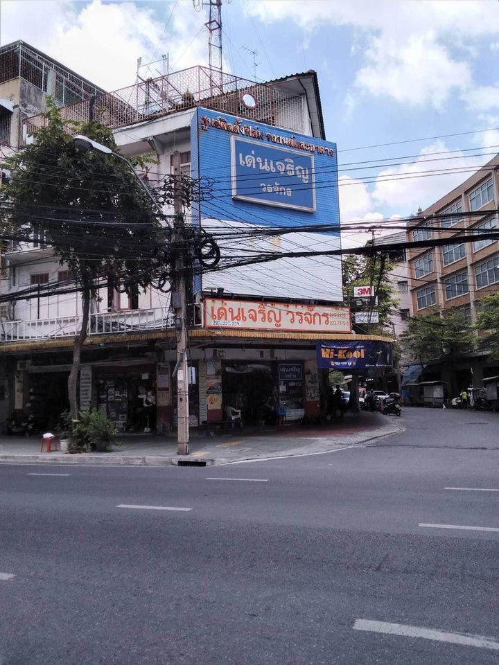 ประกาศฟรี! ซื้อ-ขาย-เช่า คอนโด บ้าน ทาวน์โฮม ที่ดิน และพื้นที่เชิงพาณิชย์ทั่วประเทศไทย ทุกทำเล ทุกงบประมาณ ไม่มีค่าใช้จ่าย ลงง่าย ขายไว เข้าถึงผู้ซื้อโดยตรง 5 474606pic4.jpg