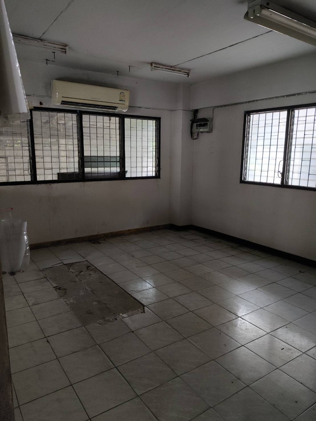 ประกาศฟรี! ซื้อ-ขาย-เช่า คอนโด บ้าน ทาวน์โฮม ที่ดิน และพื้นที่เชิงพาณิชย์ทั่วประเทศไทย ทุกทำเล ทุกงบประมาณ ไม่มีค่าใช้จ่าย ลงง่าย ขายไว เข้าถึงผู้ซื้อโดยตรง 4 167906pic3.jpg