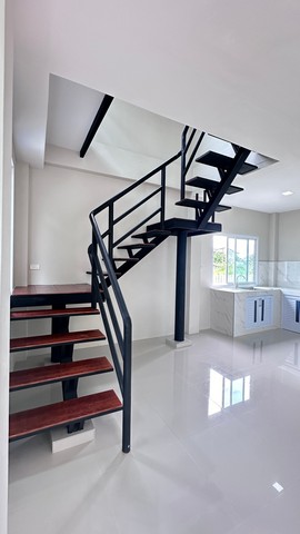 ประกาศฟรี! ซื้อ-ขาย-เช่า คอนโด บ้าน ทาวน์โฮม ที่ดิน และพื้นที่เชิงพาณิชย์ทั่วประเทศไทย ทุกทำเล ทุกงบประมาณ ไม่มีค่าใช้จ่าย ลงง่าย ขายไว เข้าถึงผู้ซื้อโดยตรง 5 21055pic4.jpg