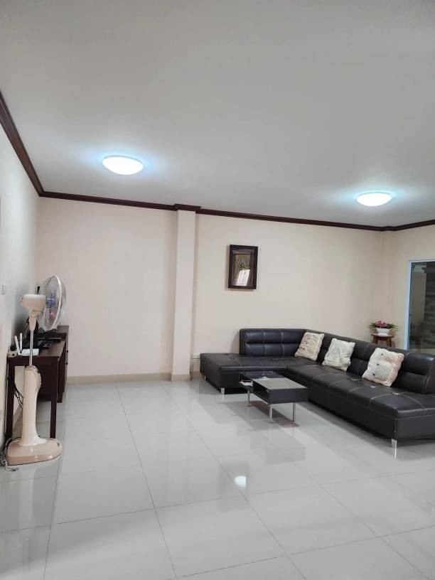 ประกาศฟรี! ซื้อ-ขาย-เช่า คอนโด บ้าน ทาวน์โฮม ที่ดิน และพื้นที่เชิงพาณิชย์ทั่วประเทศไทย ทุกทำเล ทุกงบประมาณ ไม่มีค่าใช้จ่าย ลงง่าย ขายไว เข้าถึงผู้ซื้อโดยตรง 5 170137pic4.jpg