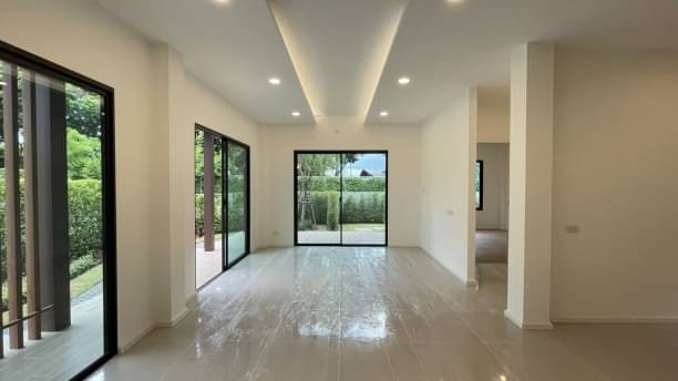 ประกาศฟรี! ซื้อ-ขาย-เช่า คอนโด บ้าน ทาวน์โฮม ที่ดิน และพื้นที่เชิงพาณิชย์ทั่วประเทศไทย ทุกทำเล ทุกงบประมาณ ไม่มีค่าใช้จ่าย ลงง่าย ขายไว เข้าถึงผู้ซื้อโดยตรง 4 170136pic3.jpg