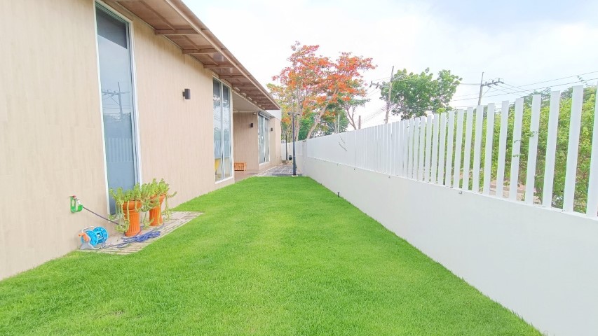 ประกาศฟรี! ซื้อ-ขาย-เช่า คอนโด บ้าน ทาวน์โฮม ที่ดิน และพื้นที่เชิงพาณิชย์ทั่วประเทศไทย ทุกทำเล ทุกงบประมาณ ไม่มีค่าใช้จ่าย ลงง่าย ขายไว เข้าถึงผู้ซื้อโดยตรง 3 275874pic2.jpg