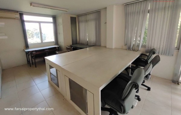 ประกาศฟรี! ซื้อ-ขาย-เช่า คอนโด บ้าน ทาวน์โฮม ที่ดิน และพื้นที่เชิงพาณิชย์ทั่วประเทศไทย ทุกทำเล ทุกงบประมาณ ไม่มีค่าใช้จ่าย ลงง่าย ขายไว เข้าถึงผู้ซื้อโดยตรง 2 169221pic1.jpg